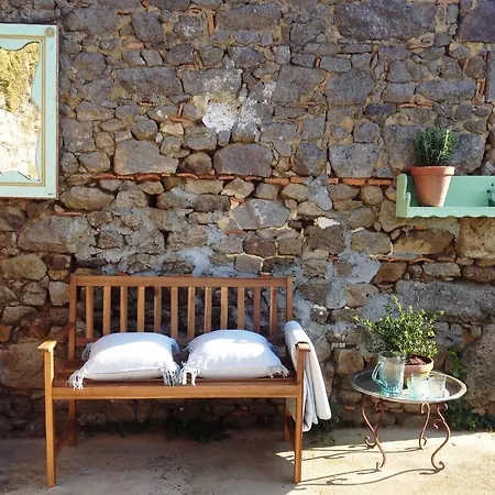 Hébergement de vacances Domaine Charente - Holiday With Own Garden